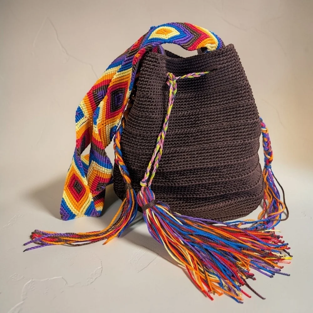 Mochilas Wayuu Handwoven Crossbody Bucket Bag Brown Multicolor Strap Tassel Boho